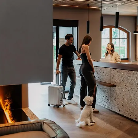 Boutique Hundehotel Bergzeit 4*