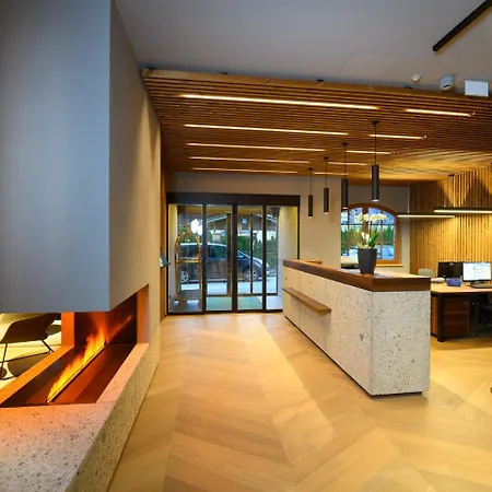 Bergzeit Hotel 4*