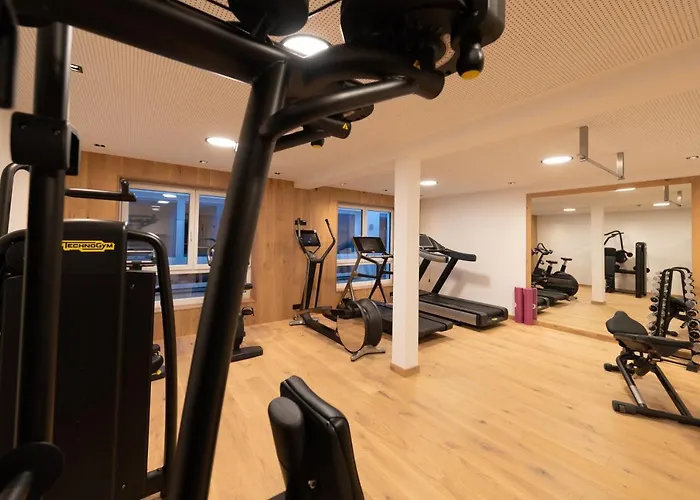 Boutique Hundehotel Bergzeit 格罗萨尔