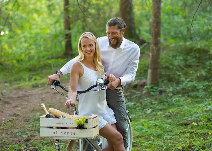 Boutique Hundehotel Bergzeit 4* 그로살