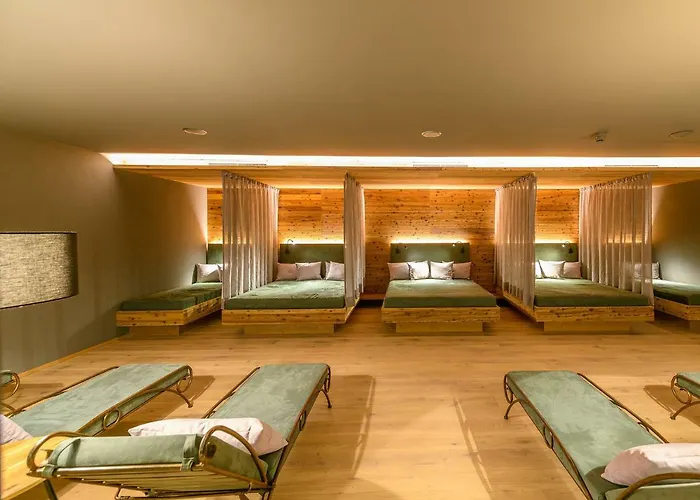 Boutique Hundehotel Bergzeit 酒店 4*